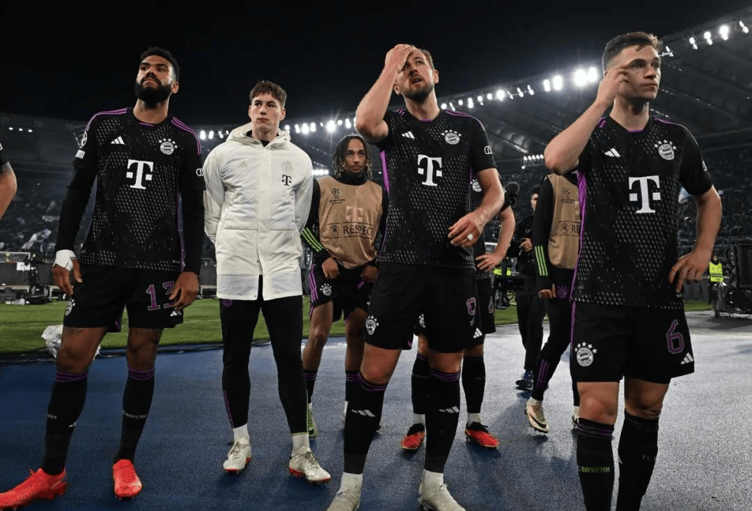 若出战圣保利，诺伊尔将追平伊梅尔并列德甲门将出场榜第2位（出战圣保利即达成里程碑：诺伊尔可与伊梅尔并列德甲门将出场第2）