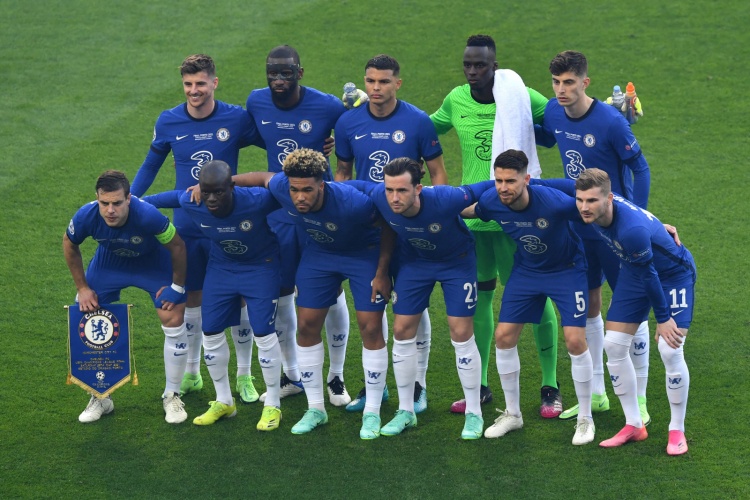 5000字解析萨拉赫爆炸采访 凭啥别人犯错能保住位置，我不行？（5000字深度解读萨拉赫火爆访谈：凭什么别人犯错还能稳位置，我就不行？）