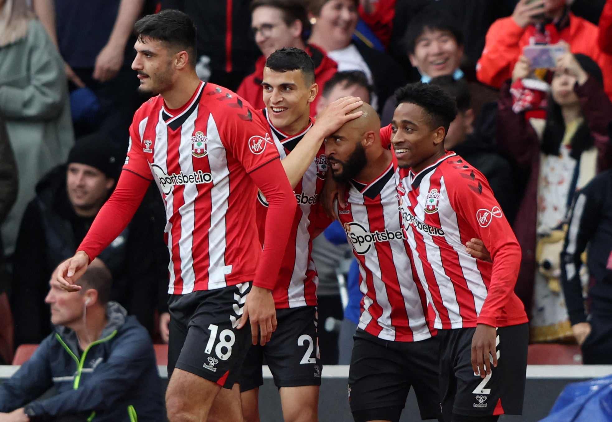 中甲半场：丹克莱尔1射1传，高华泽破门，石家庄功夫2-0大连鲲城（中甲半场战报：丹克莱尔一传一射，高华泽建功，石家庄功夫暂2-0领先大连鲲城）