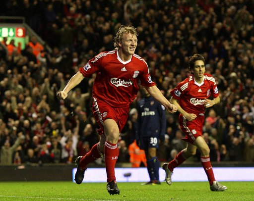 世体：施洛特贝克仍犹豫与多特续约，皇马与巴萨将争夺他（世体：施洛特贝克续约多特仍观望，皇马巴萨拟展开争夺）