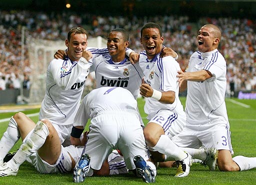 官方：河南队主帅丹尼尔-拉莫斯当选2025赛季中超最佳教练员（官宣：河南队主帅丹尼尔-拉莫斯荣膺2025赛季中超最佳教练）