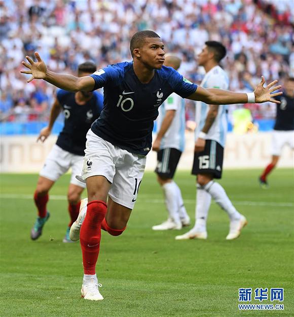 球衣设计背后的故事（球衣设计幕后揭秘）