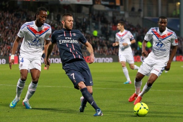 为获登场时间，记者：恩德里克与里昂已经达成租借协议（记者称为争取出场时间，恩德里克已与里昂达成租借协议）