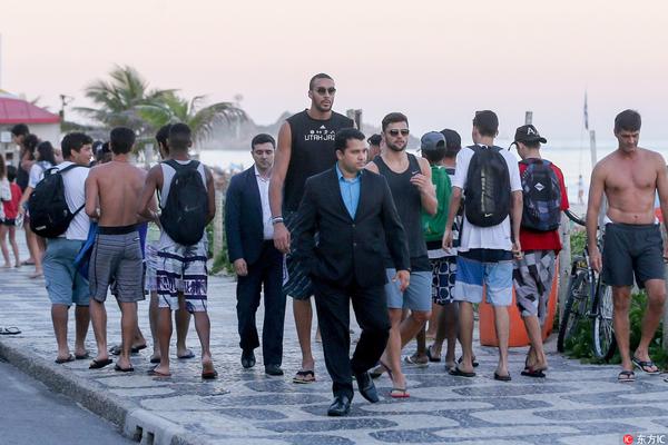 泽林斯基：今天我们只缺第二个球；我们是优秀球队会走出困境（泽林斯基：就差第二球，我们是强队终会走出困境）