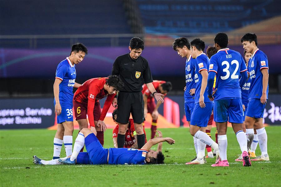 卡利亚里主帅：我在球员时代盯防过C罗，那真是令人激动（卡利亚里主帅回忆：球员时期曾盯防C罗，激动难忘）