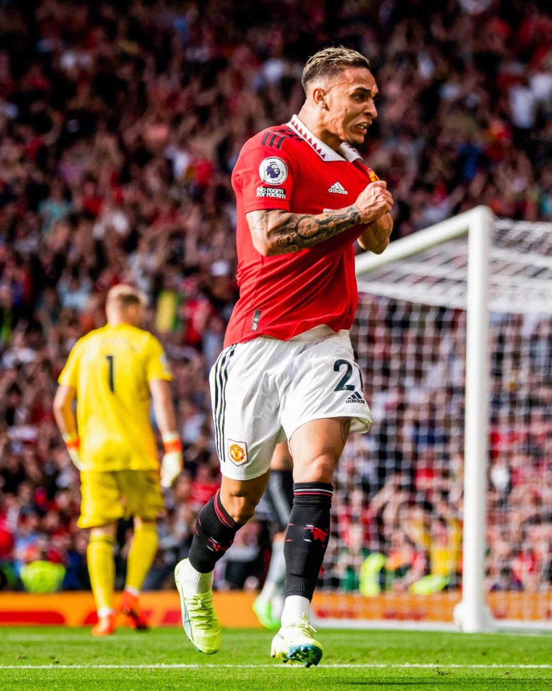 阿尔特塔谈张伯伦随队训练：他不仅积极阳光，也是球员的榜样（阿尔特塔：张伯伦随队合练，积极乐观且是队内表率）