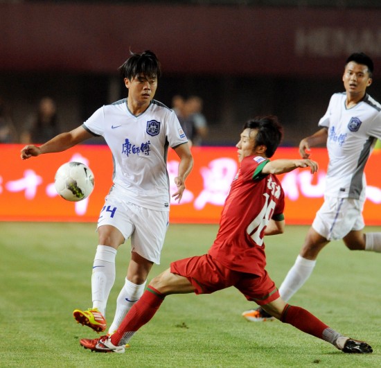 火热！凯恩全场数据：2射2正进2球，传球成功率81.8％（状态爆棚！凯恩全场2射2正梅开二度，传球成功率81.8%）