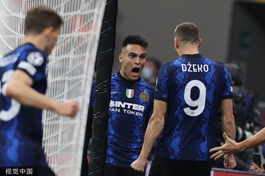 热议中超争冠：争冠悬念基本不在；申花没朋友拿不了冠军（中超夺冠话题升温：冠军归属已无悬念，申花孤立难问鼎）