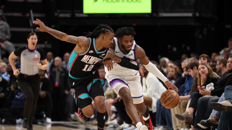 西媒：阿诺德和卡马文加今天接受检查，二人伤情都令人担忧（西媒：阿诺德与卡马文加今日接受检查，双双伤势不乐观）